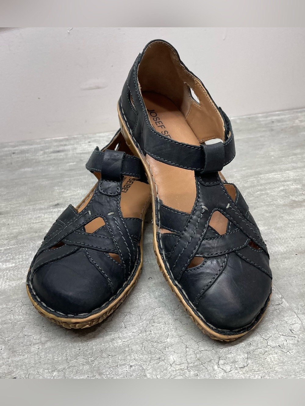 Josef Seibel Black Leather Strappy Closed-Toe Sandals
